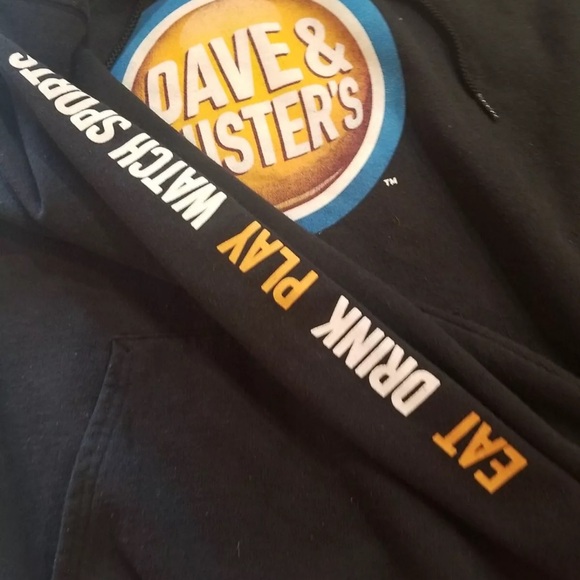 VINTAGE Dave and Busters Black Hoodie PULLOVER WITH DRAWSTRING CLOSURE. - Picture 4 of 7
